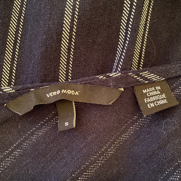 Shortall romper - Picture 3 of 3